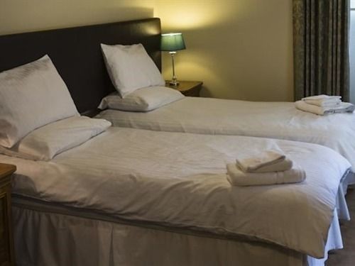 Cambrian Inn Tredegar ภายนอก รูปภาพ