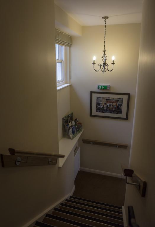 Cambrian Inn Tredegar ภายนอก รูปภาพ